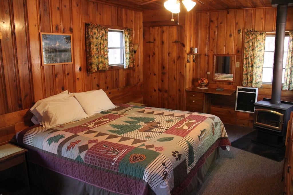 فيلا باينتوب ليكسايدفي Hidden Rest Cabins المظهر الخارجي الصورة